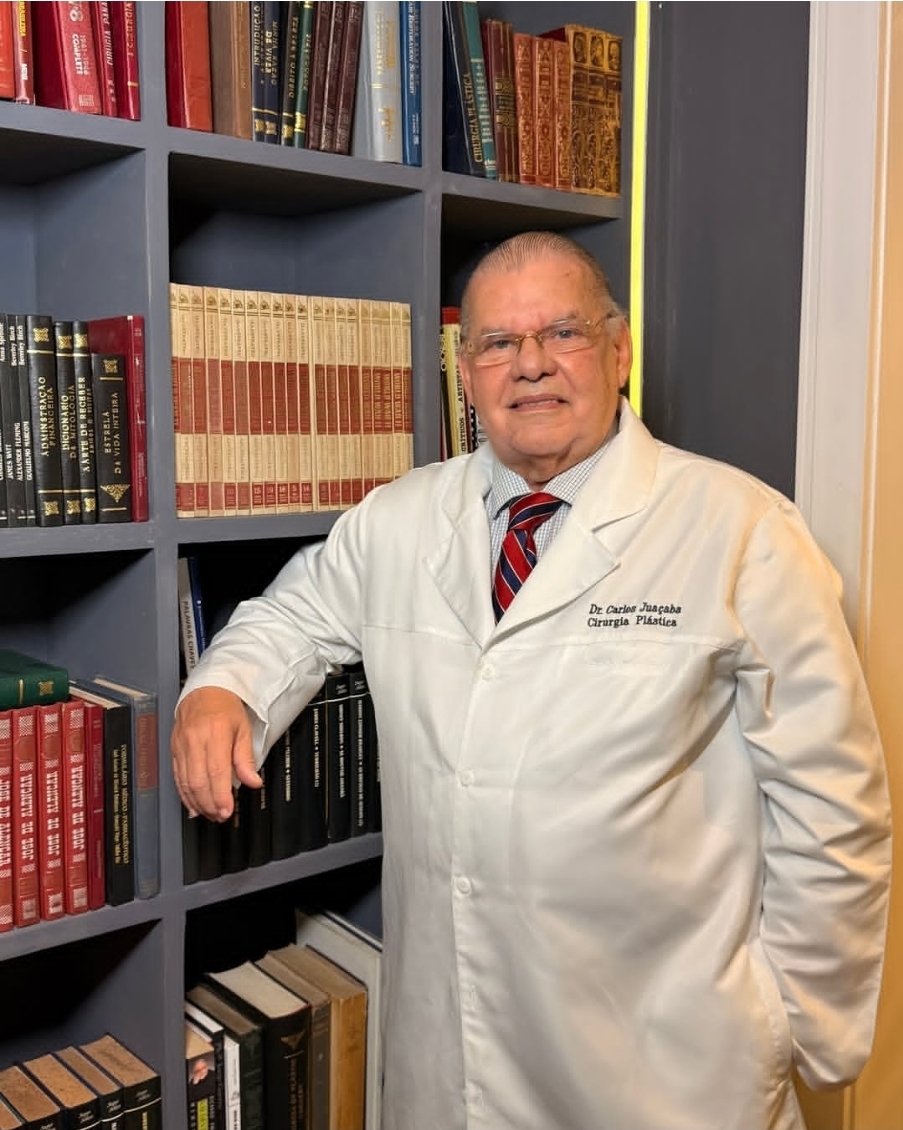 Dr. Carlos Juaçaba — Cirurgião Plástico